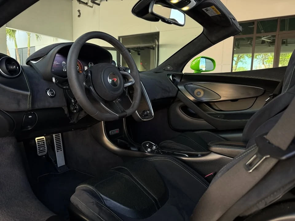2018 McLaren 570S - Image 2 of 18