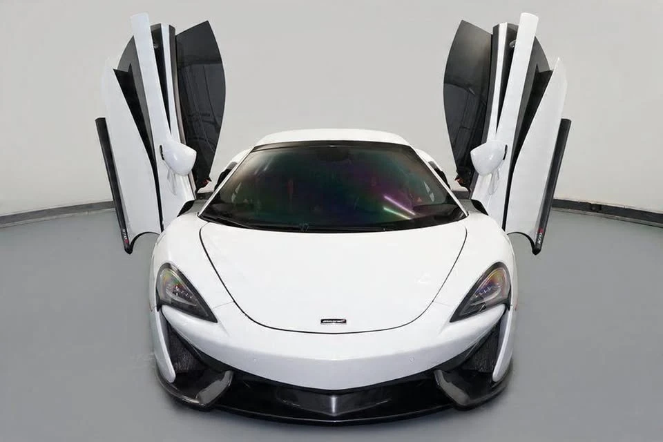 2018 McLaren 570S Spider - Image 3 of 17