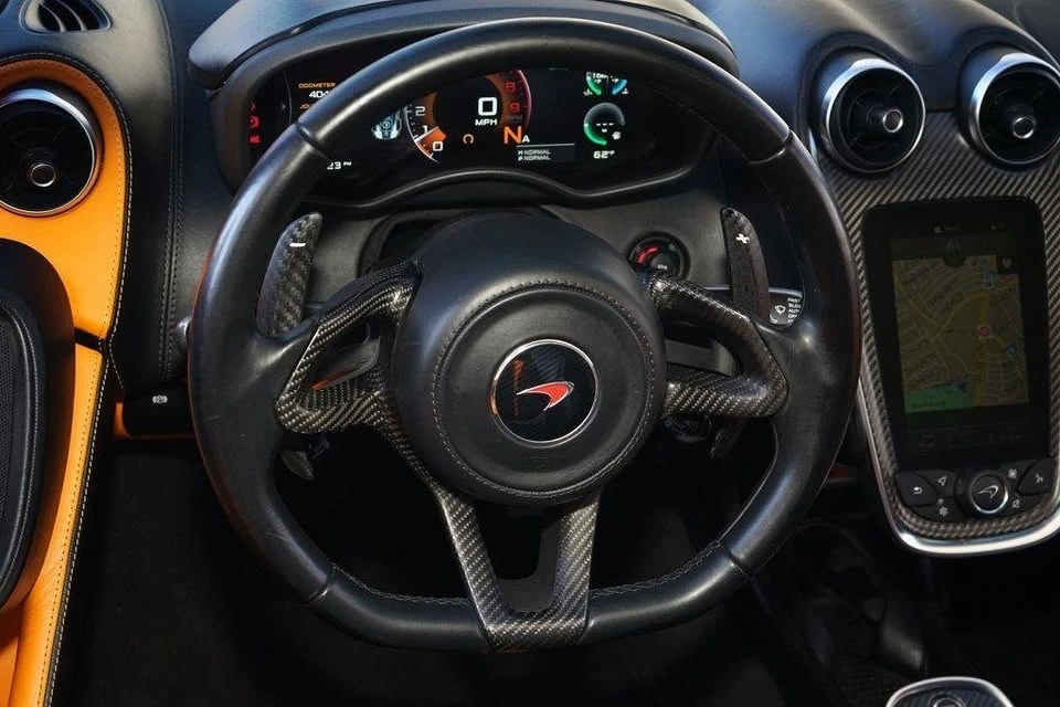 2018 McLaren 570S Spider - Image 13 of 17