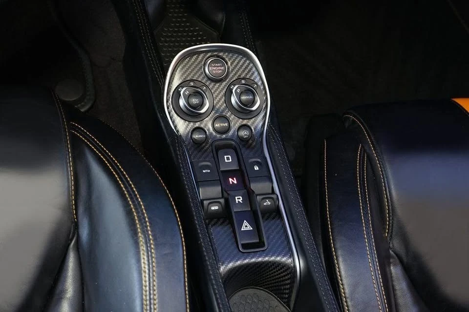 2018 McLaren 570S Spider - Image 15 of 17