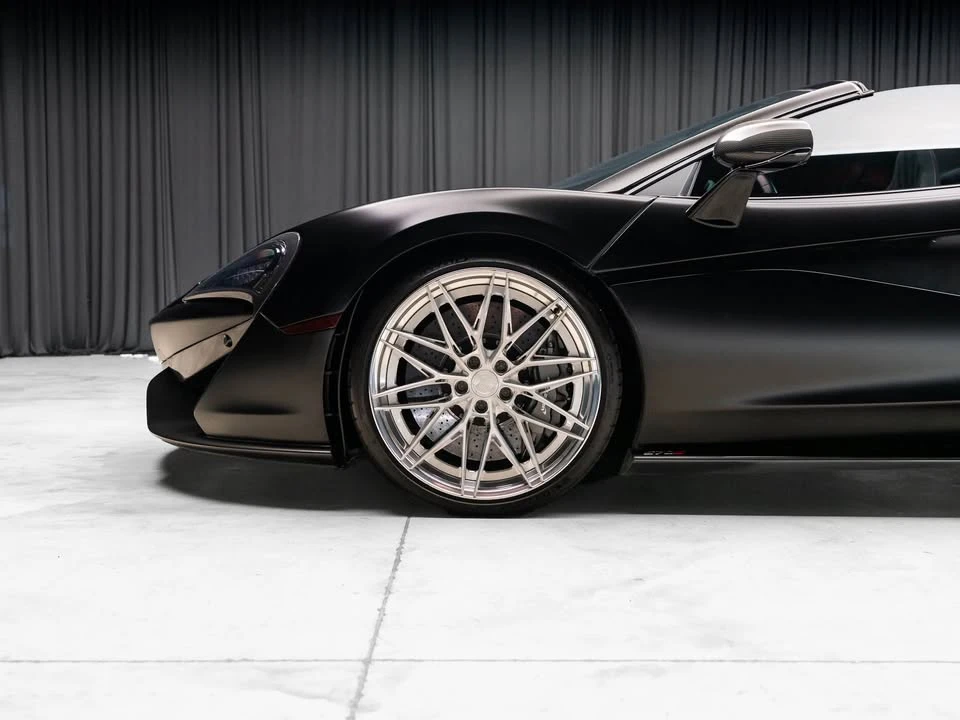 2018 McLaren 570S - Image 13 of 19