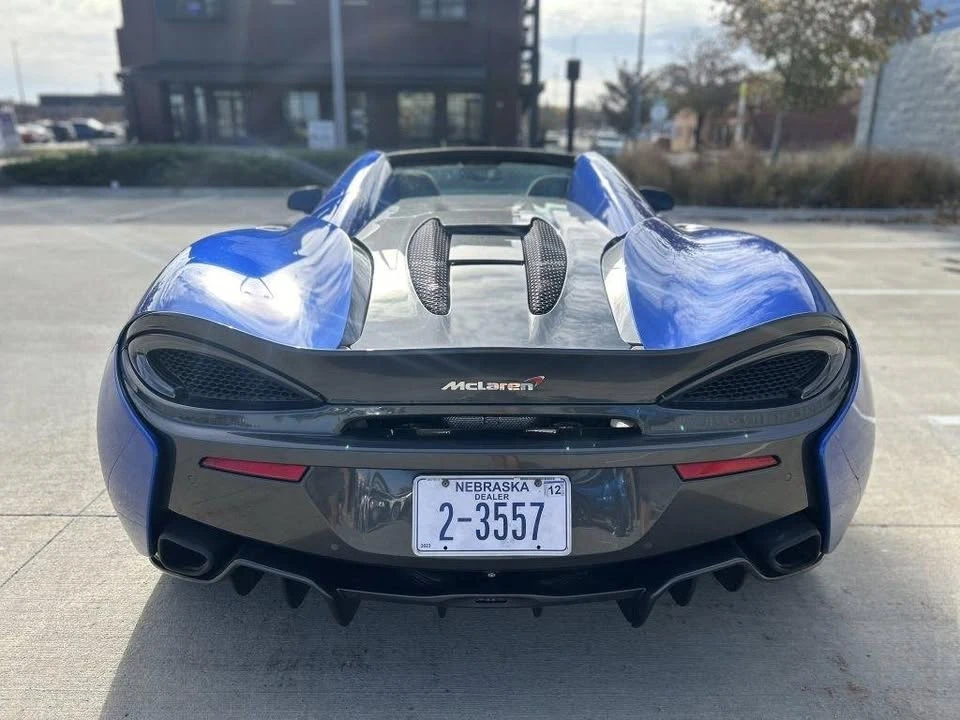 2018 McLaren 570S - Image 11 of 16