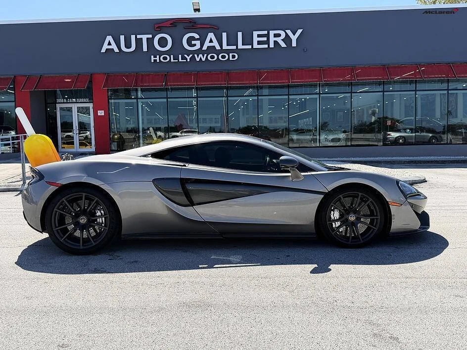 2018 McLaren 570S - Image 7 of 20
