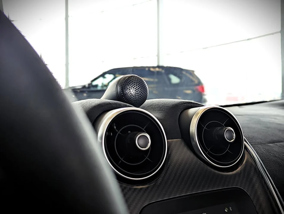 2018 McLaren 570S - Image 20 of 20