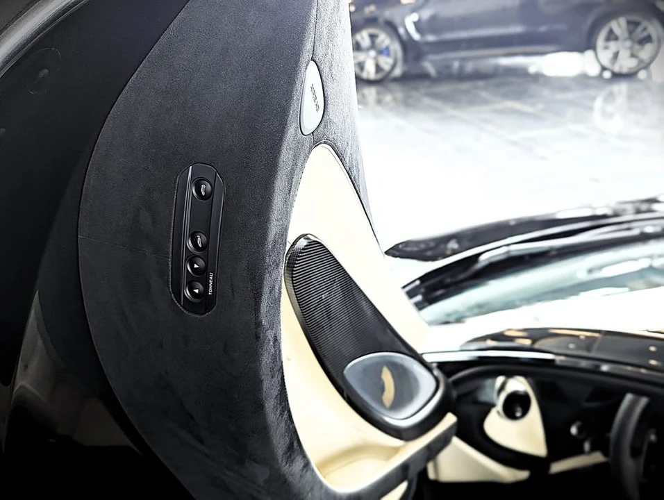2018 McLaren 570S - Image 9 of 20