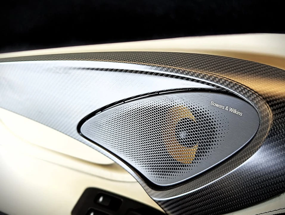 2018 McLaren 570S - Image 10 of 20