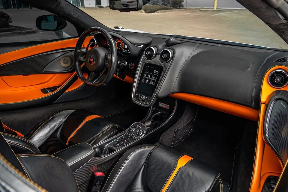 2018 McLaren 570S Spider - Image 17 of 20