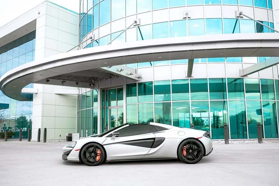 2018 McLaren 570S Spider - Image 2 of 20