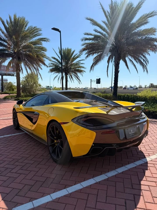 2018 McLaren 570S - Image 8 of 13