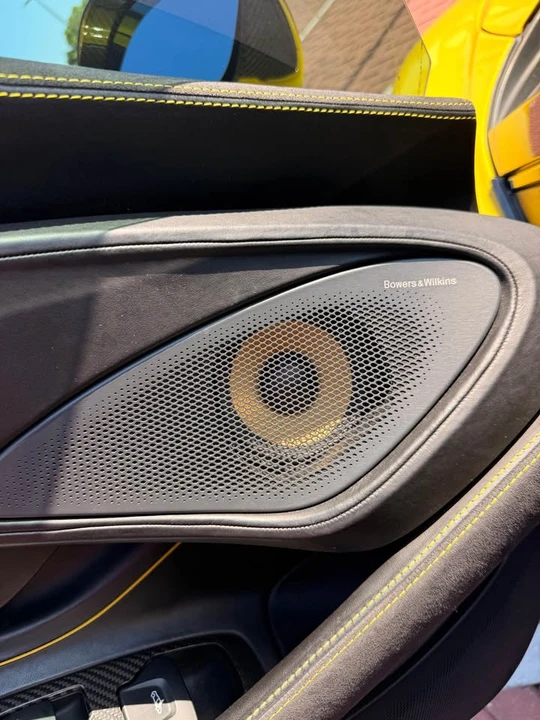2018 McLaren 570S - Image 11 of 13