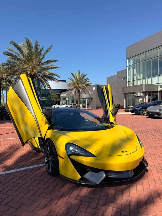 2018 McLaren 570S - Image 12 of 13