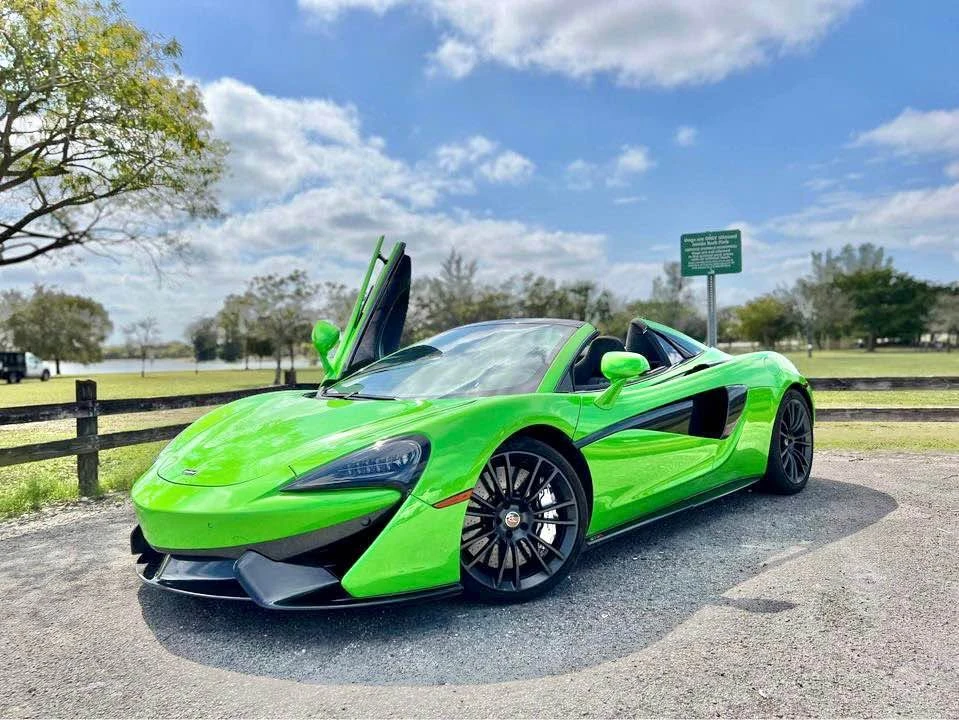 2018 McLaren 570S - Image 15 of 17