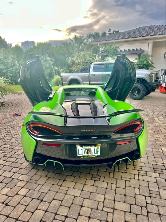 2018 McLaren 570S - Image 7 of 17