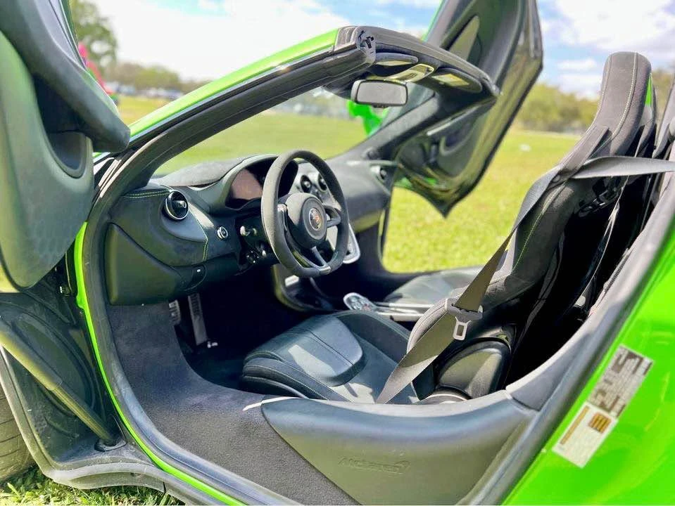 2018 McLaren 570S - Image 16 of 17