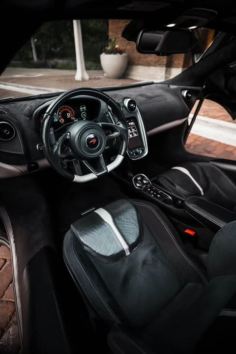 2018 McLaren 570S - Image 3 of 3