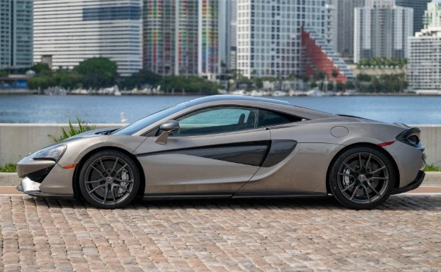 2018 McLaren 570S - Image 4 of 5