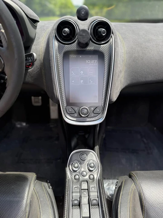 2018 McLaren 570S - Image 15 of 20