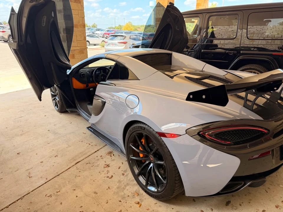 2018 McLaren 570S - Image 6 of 10
