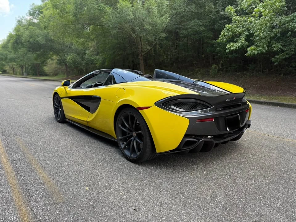 2018 McLaren 570S - Image 5 of 20