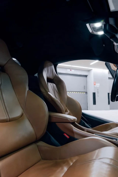 2018 McLaren 570S - Image 8 of 9
