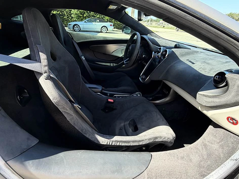 2018 McLaren 570S - Image 11 of 12