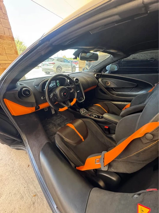 2018 McLaren 570S - Image 8 of 11