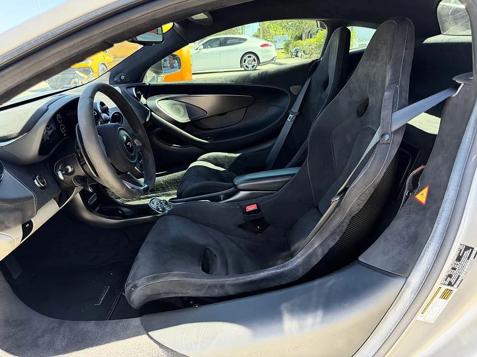2018 McLaren 570S - Image 11 of 13