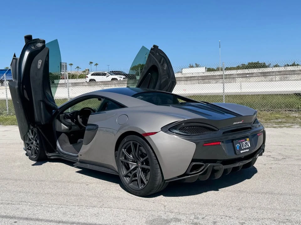 2018 McLaren 570S - Image 2 of 16