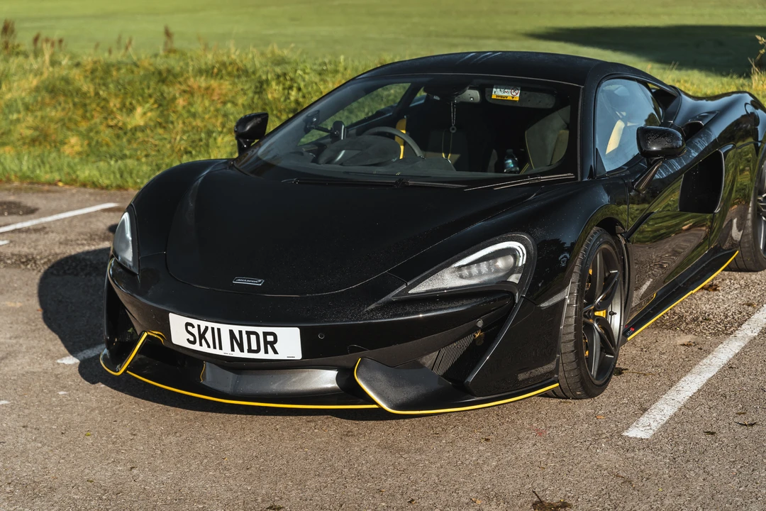 2018 McLaren 570S - Image 26 of 31