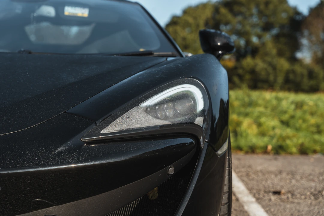 2018 McLaren 570S - Image 19 of 31