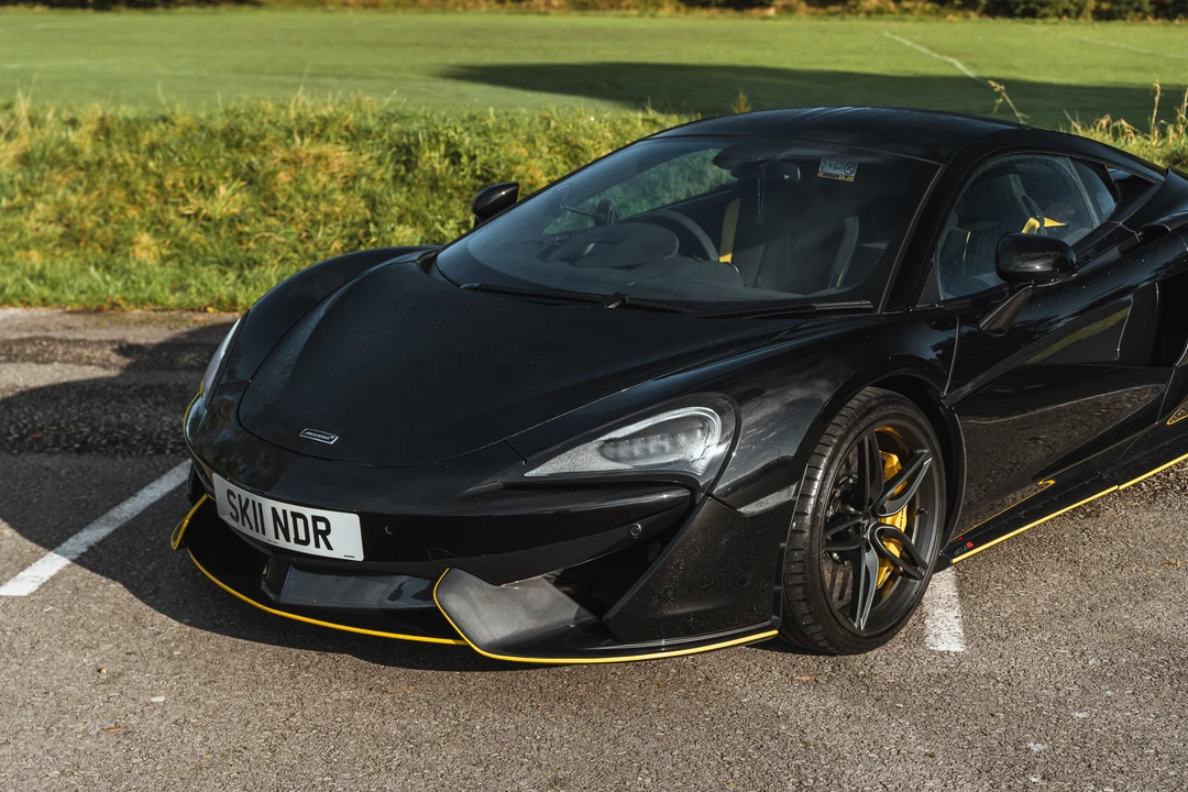 2018 McLaren 570S - Image 28 of 31