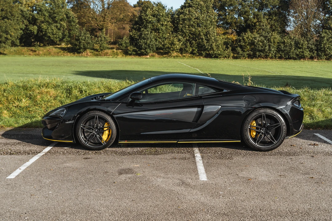 2018 McLaren 570S - Image 5 of 31