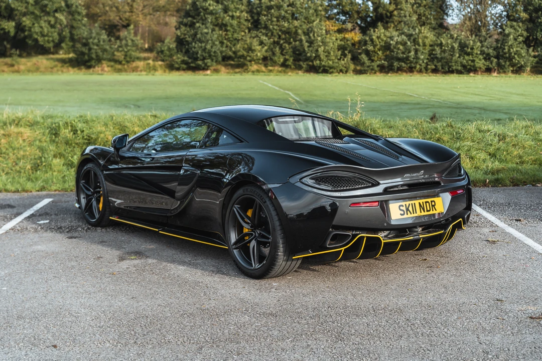 2018 McLaren 570S - Image 14 of 31