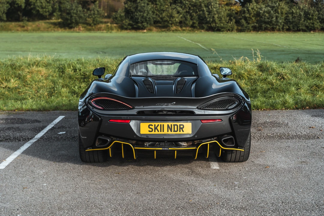 2018 McLaren 570S - Image 7 of 31