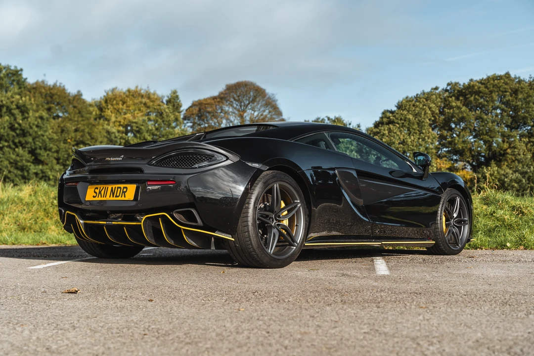 2018 McLaren 570S - Image 16 of 31