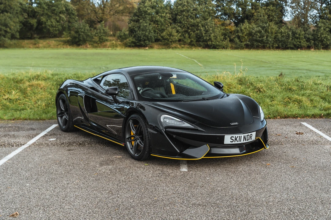 2018 McLaren 570S - Image 18 of 31
