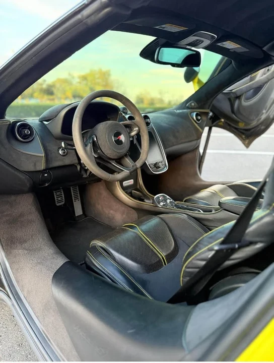 2018 McLaren 570S - Image 4 of 10