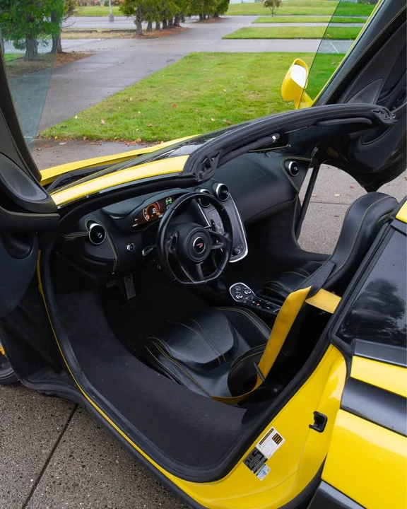 2018 McLaren 570S Spider - Image 10 of 11