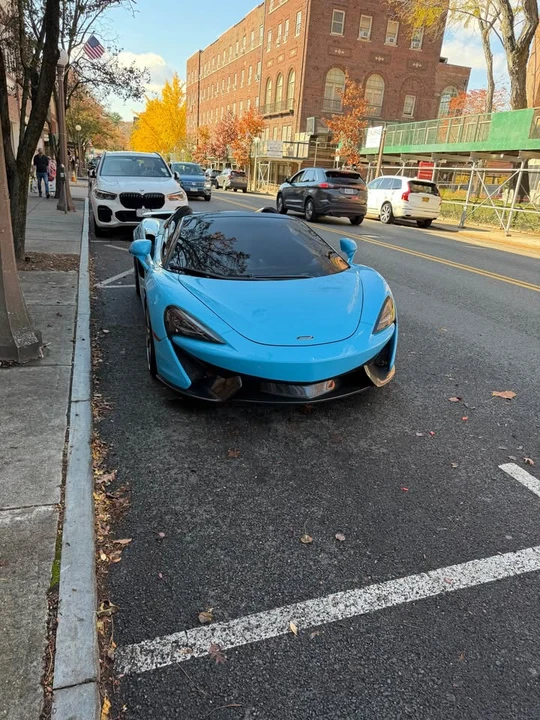 2018 McLaren 570S - Image 8 of 20