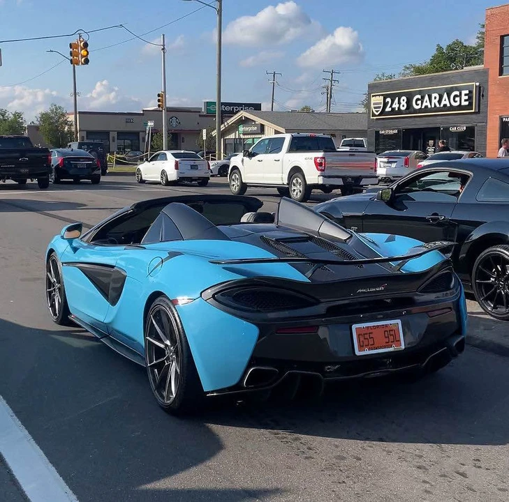 2018 McLaren 570S - Image 17 of 20