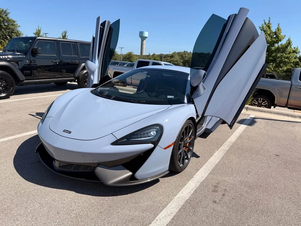 2018 McLaren 570S Spider - Image 3 of 16