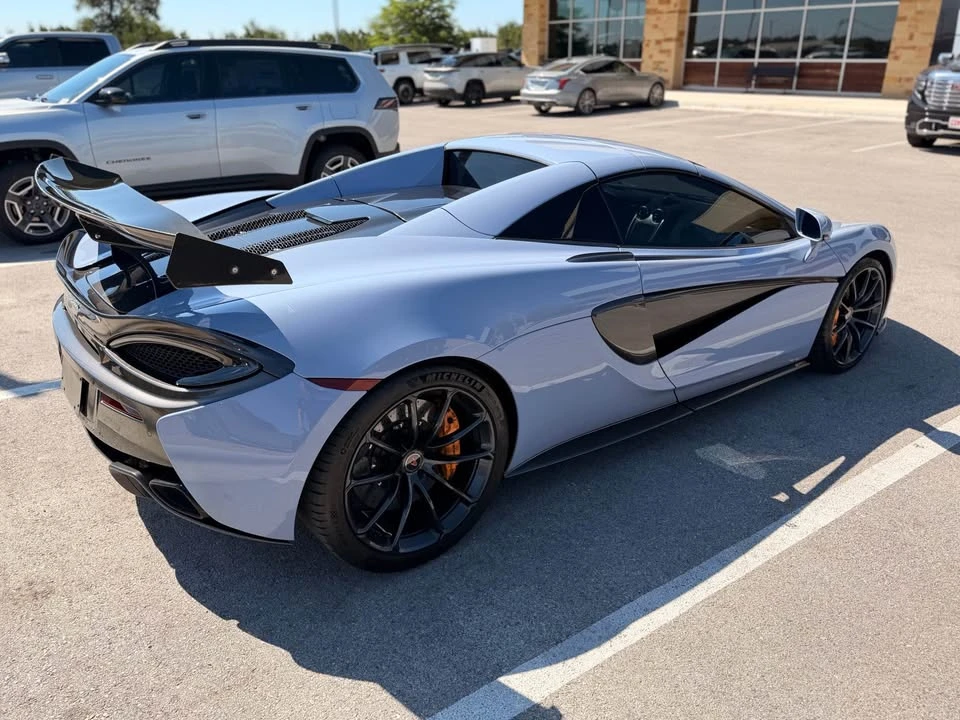 2018 McLaren 570S Spider - Image 15 of 16
