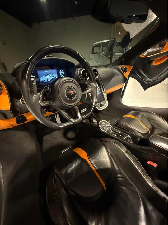 2018 McLaren 570S Spider - Image 5 of 10