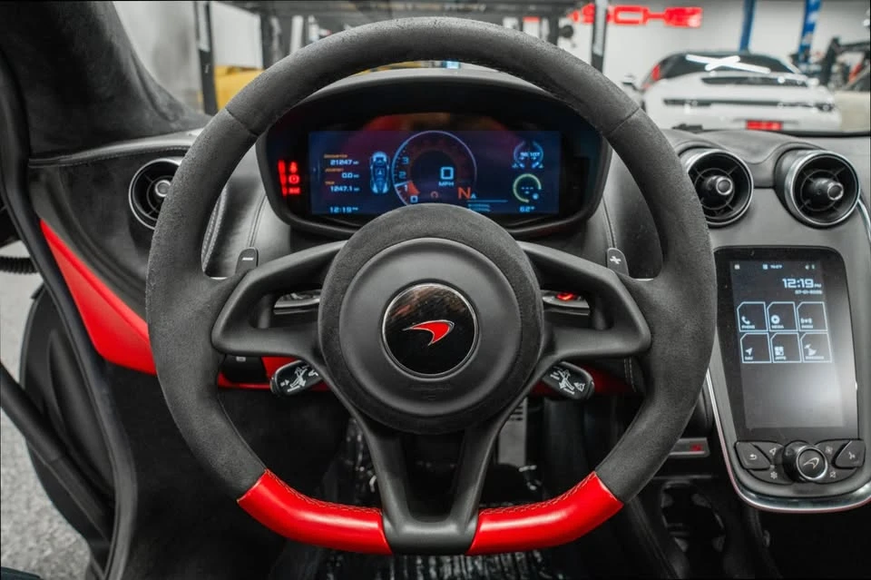 2018 McLaren 570S Spider - Image 10 of 14