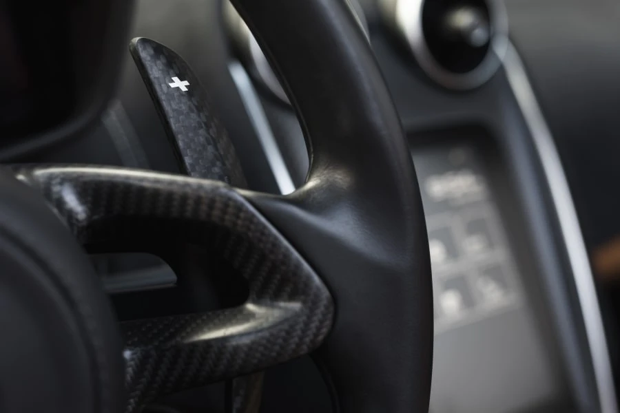 2018 McLaren 570S Spider - Image 19 of 29