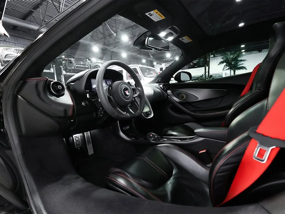 2018 McLaren 570GT - Image 15 of 20