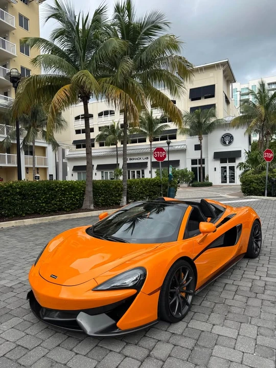 2018 McLaren 570S - Image 9 of 11