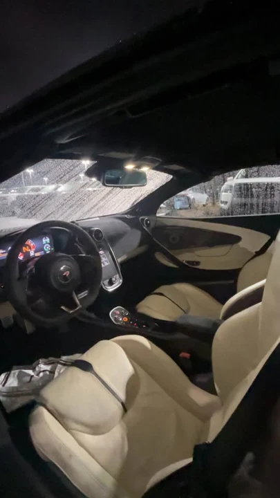 2018 McLaren 570S - Image 7 of 7
