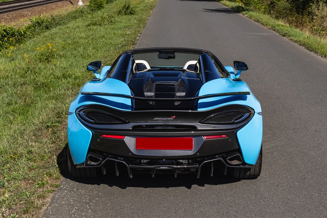 2018 McLaren 570S Spider - Image 15 of 31
