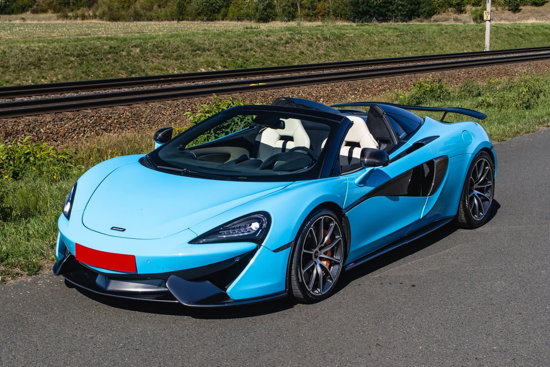 2018 McLaren 570S Spider - Image 18 of 31